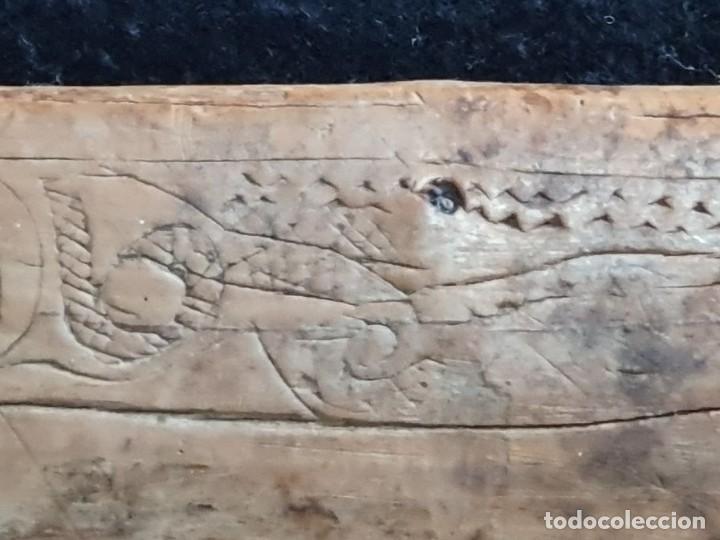 Antig&uuml;edades: CUCHILLO DE MADERA - Foto 4