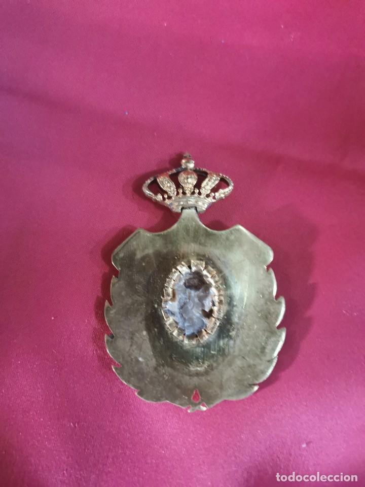 Antig&uuml;edades: Medalla Ayuntamiento villa de la roda - Foto 2
