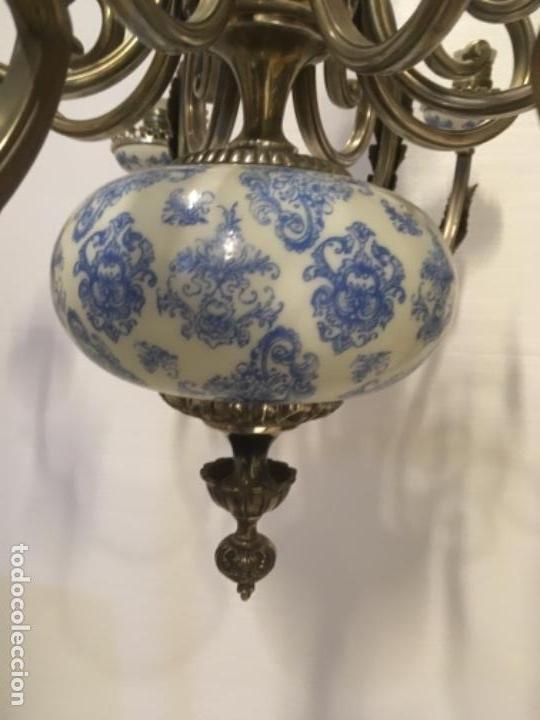 Antig&uuml;edades: Lampara plateada y porcelana - Foto 3