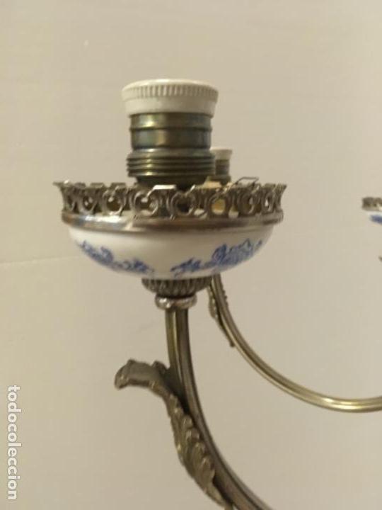 Antig&uuml;edades: Lampara plateada y porcelana - Foto 10