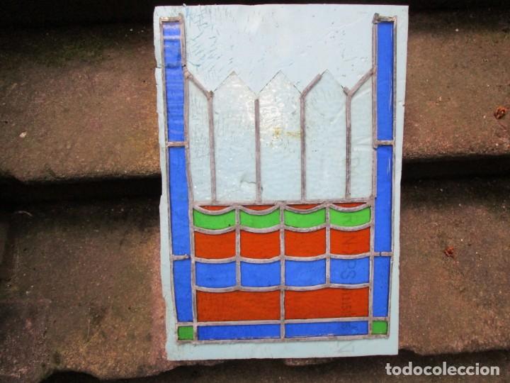 Oggetti Antichi: ANTIGUO RETAL VITRAL VIDRIERA EMPLOMADA, DE LOS 40/50'S. LIMPIA, VER FOTOS 55X38CM MAXIMO + INFO 1s