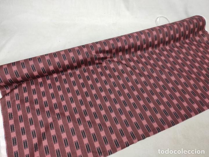 Antig&uuml;edades: Percal. Tejido de algod&oacute;n estampado. Fraga - Foto 2