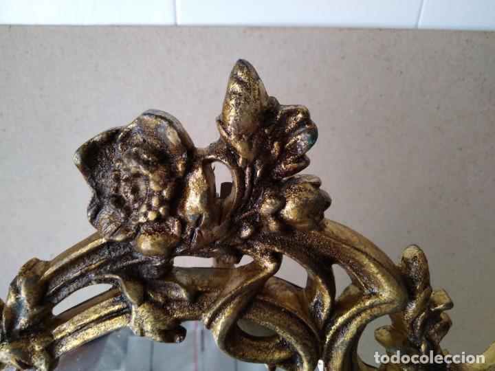 Antig&uuml;edades: Espejo de bronce de mesa 50x30ctms 3000gms - Foto 2