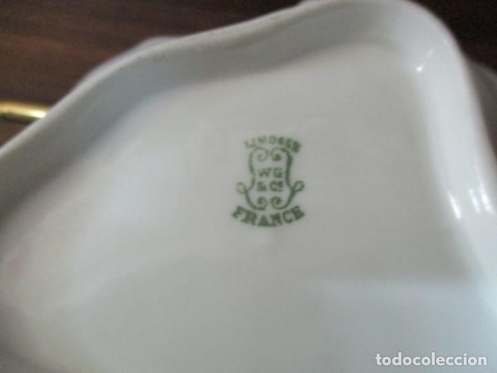 Antig&uuml;edades: bandeja forma de hoja limoges - Foto 2