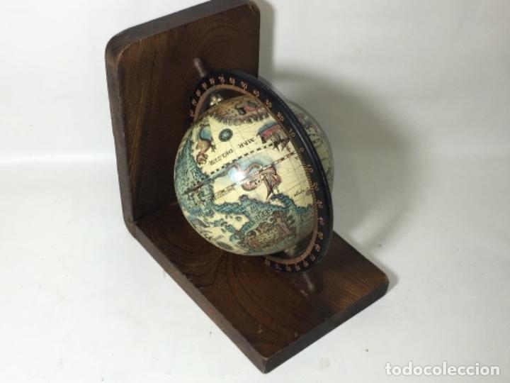 Antiquit&eacute;s: Original bola del mundo para reposa libros