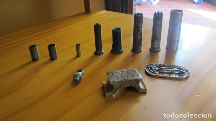 Antiquit&eacute;s: LOTE DE ESPOLETAS DE TANQUE Y PIEZAS DE ARTILLERIA