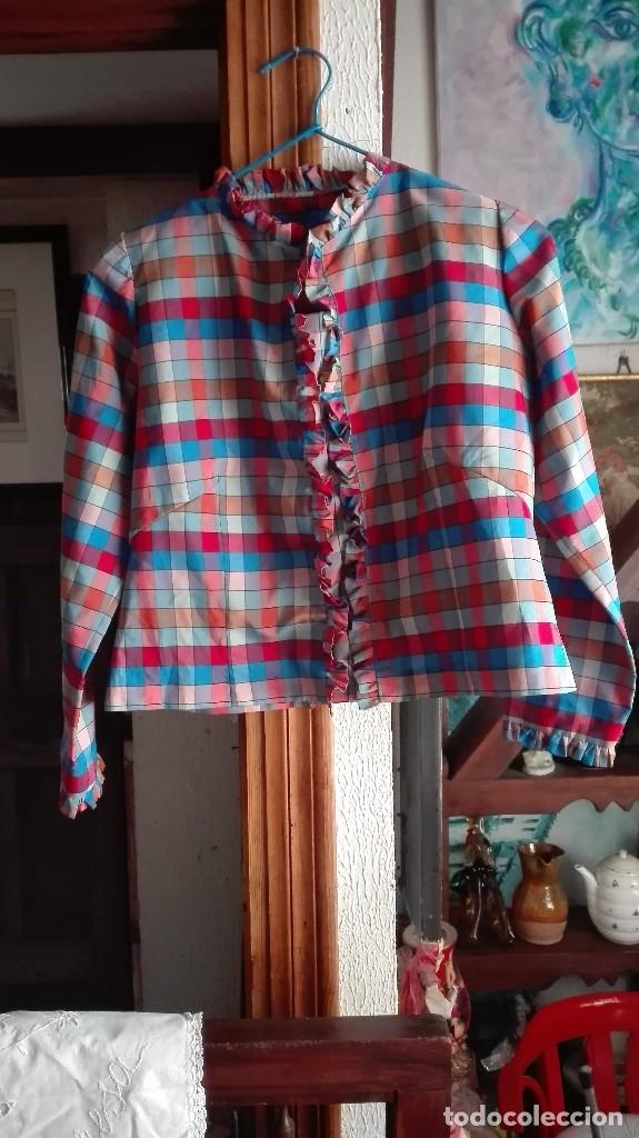 Antig&uuml;edades: Blusa d&eacute;cada de los 70 m&aacute;s o menos - Foto 1