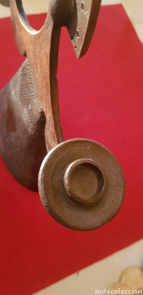 Antig&uuml;edades: Candelabro con forma de mujer en bronce - Foto 2