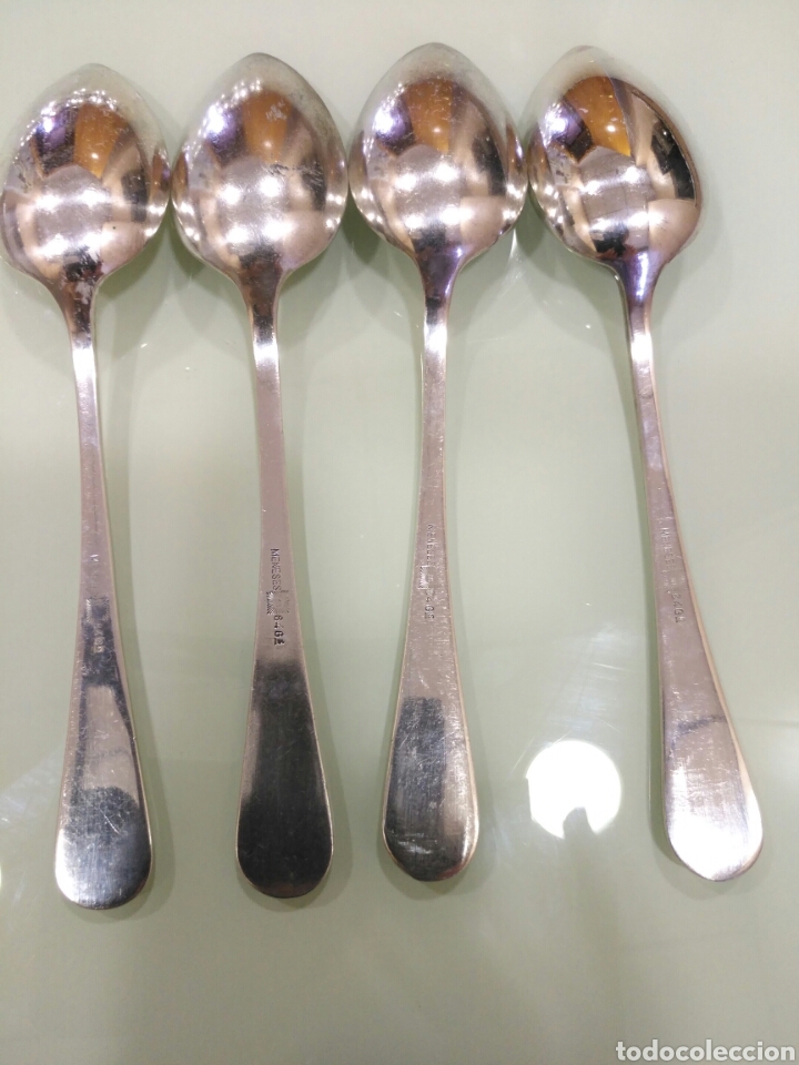 Antig&uuml;edades: 4 colleres de plata menesses - Foto 1