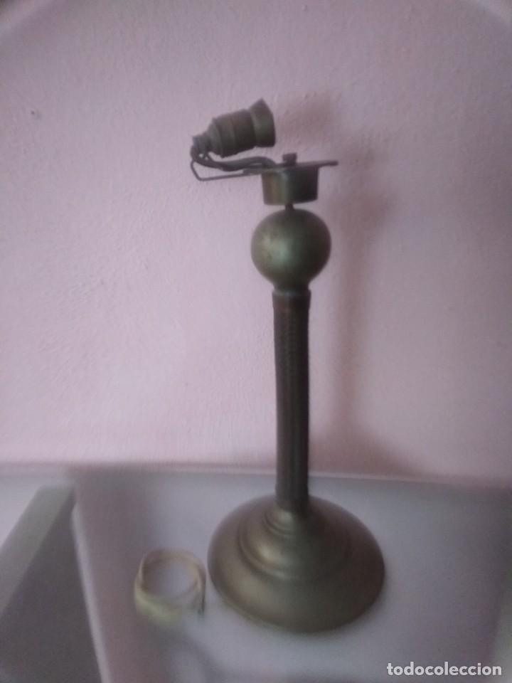 Antig&uuml;edades: L&aacute;mpara antigua de bronce - Foto 2
