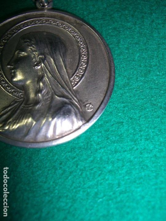 Antig&uuml;edades: MEDALLA VIRGEN MAR&Iacute;A , PLATA DE LEY. - Foto 2