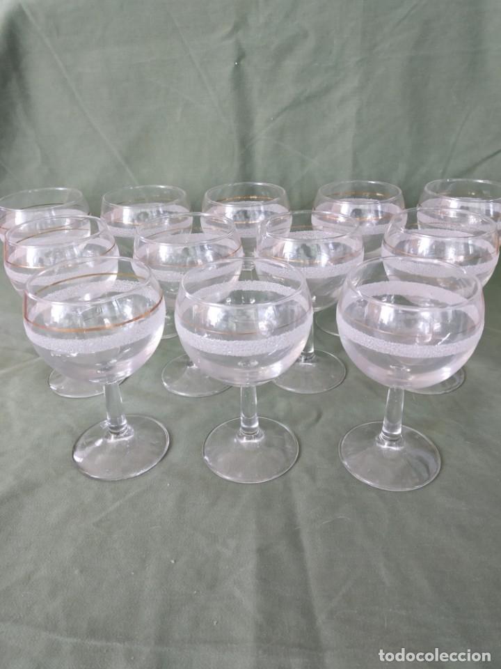 Antiguidades: ANTIG&Uuml;O JUEGO 12 COPAS CRISTAL