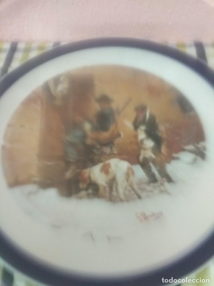 Antig&uuml;edades: Plato antiguo firmado - Foto 1