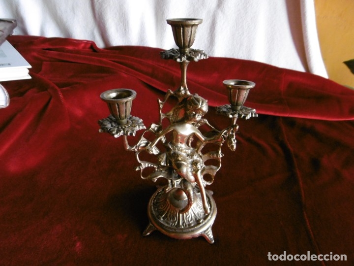 Antig&uuml;edades: FIGURA CANDELABRO 3 VELAS DE BRONCE. - Foto 7