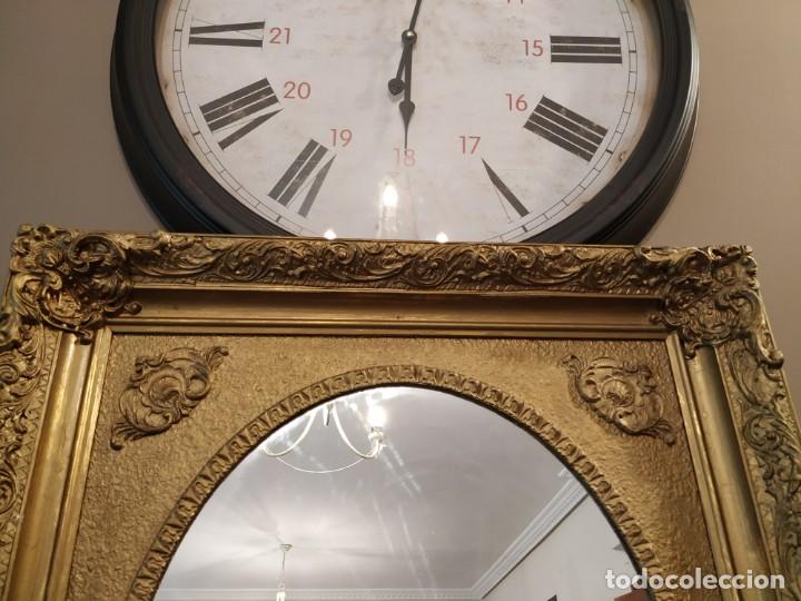 Antig&uuml;edades: ANTIGUO ESPEJO DORADO MADERA Y ESTUCO. - Foto 4