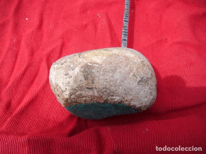 Antig&uuml;edades: Crucifijo sobre Piedra - Foto 3