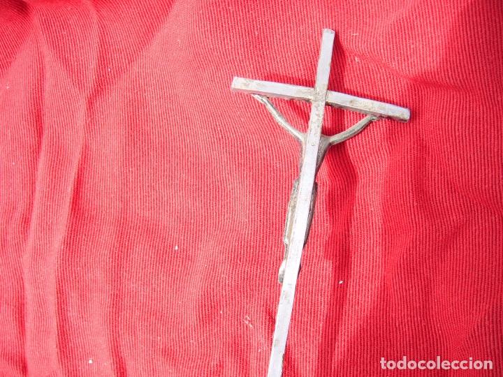 Antig&uuml;edades: Crucifijo sobre Piedra - Foto 4