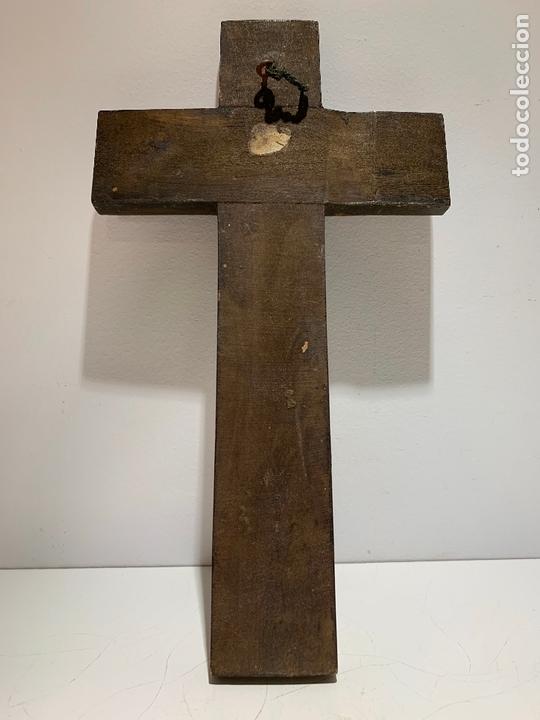 Antig&uuml;edades: ANTIGUO CRUCIFIJO DE MADERA - Foto 2