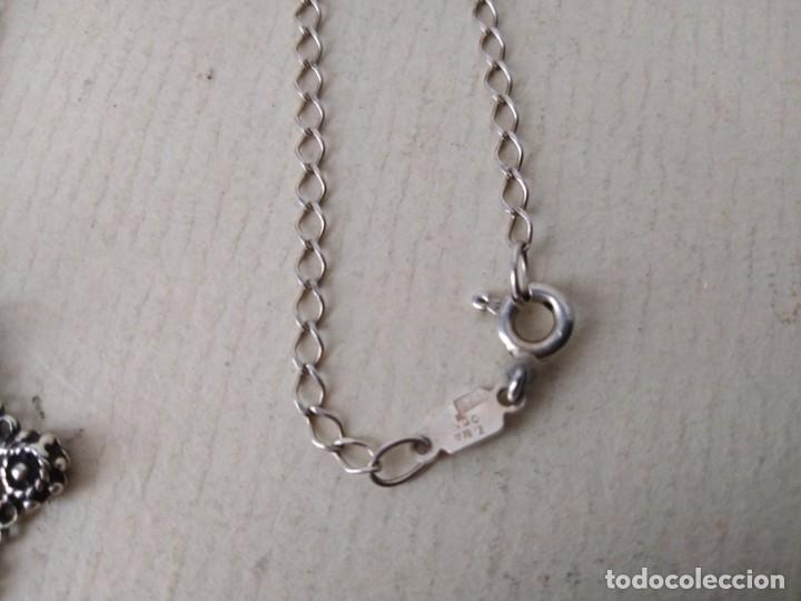 Antig&uuml;edades: Cruz medalla y cadena plata 925 - Foto 2