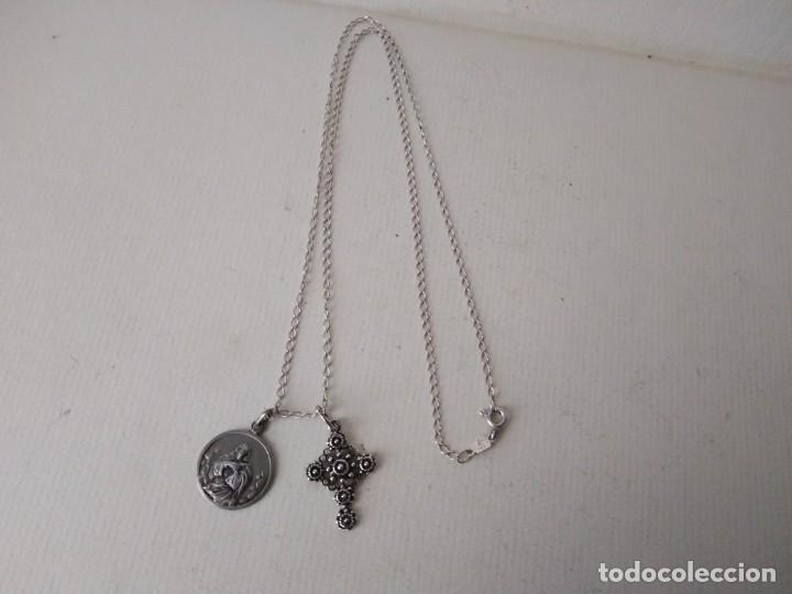 Antig&uuml;edades: Cruz medalla y cadena plata 925 - Foto 4