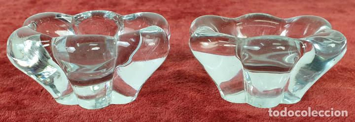 Antiquit&eacute;s: PAREJA DE MOSTECERAS EN CRISTAL TALLADO.  CIRCA 1960.