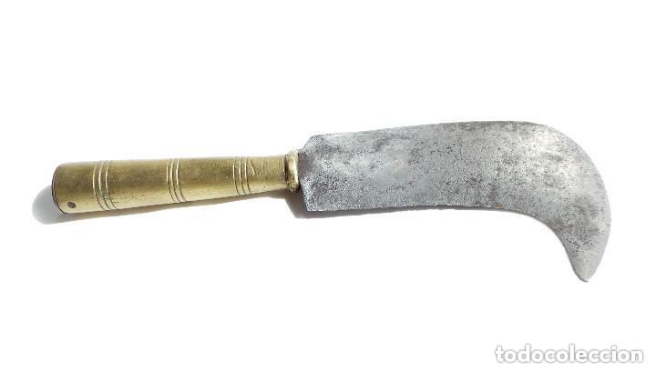 Antig&uuml;edades: antiguo pod&oacute;n con mando en bronce - Foto 3