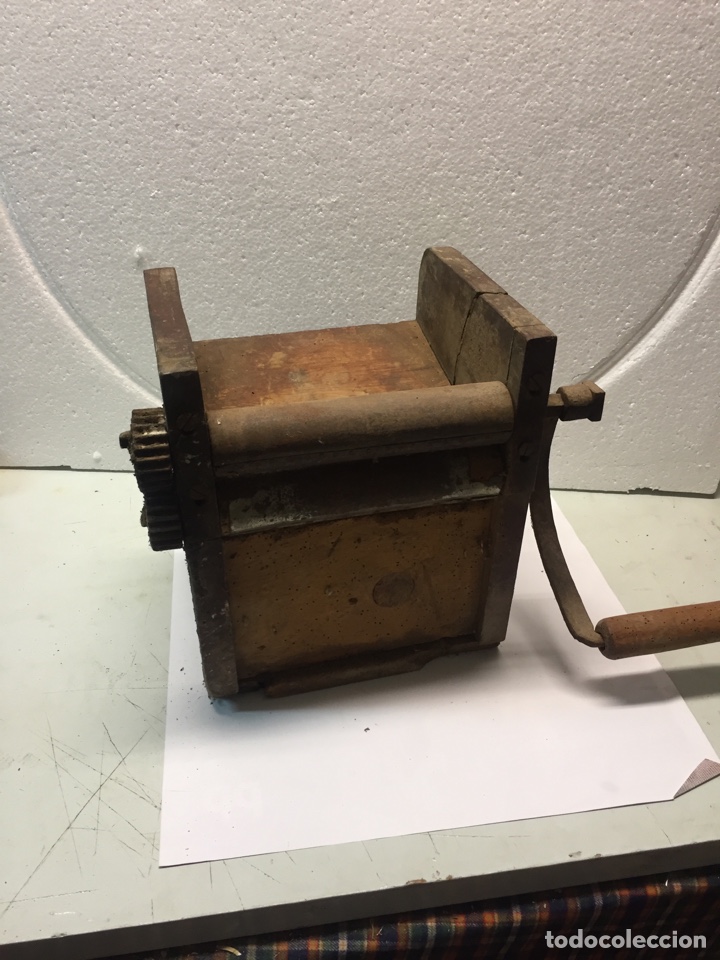 Antig&uuml;edades: Escurridor o amansadora - Foto 1