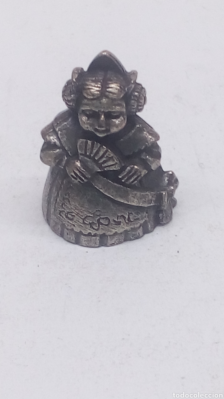 Antig&uuml;edades: Figura de fallera metal - Foto 1