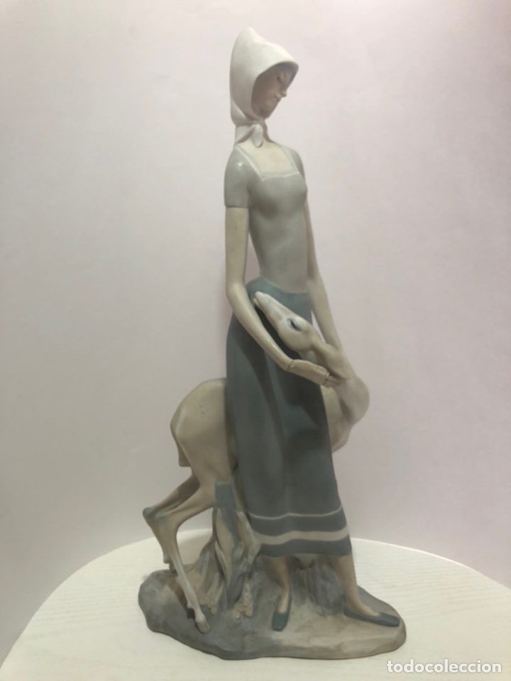 Antig&uuml;edades: REF: 01004514A &ldquo;DIANA CON CERVATILLO&rdquo; LLADR&Oacute; - Foto 1