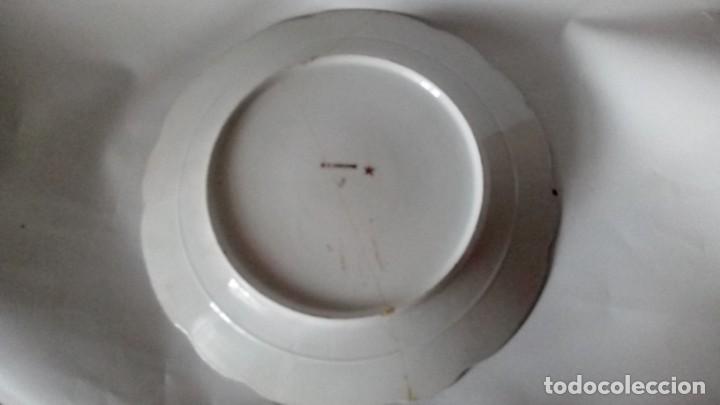 Antig&uuml;edades: Plato de porcelana de Limoges - Foto 3