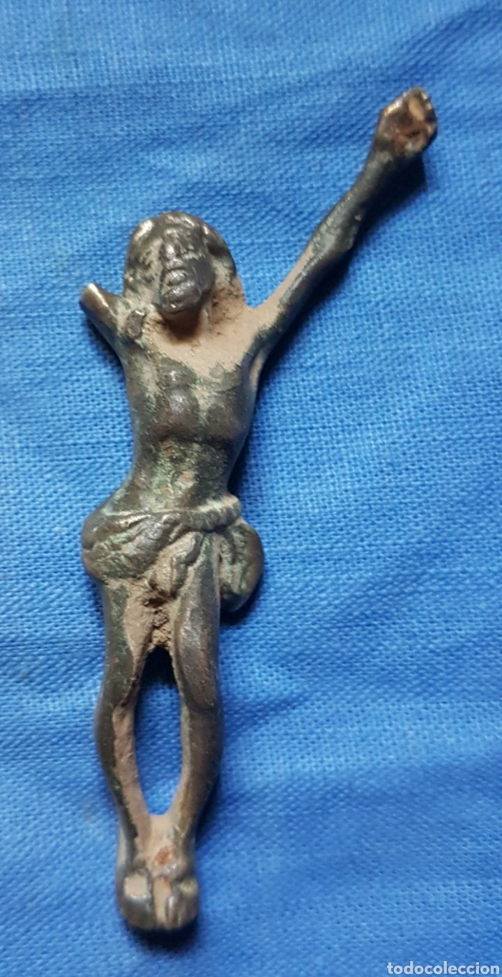 Antig&uuml;edades: Antiguo cristo en bronce - Foto 1