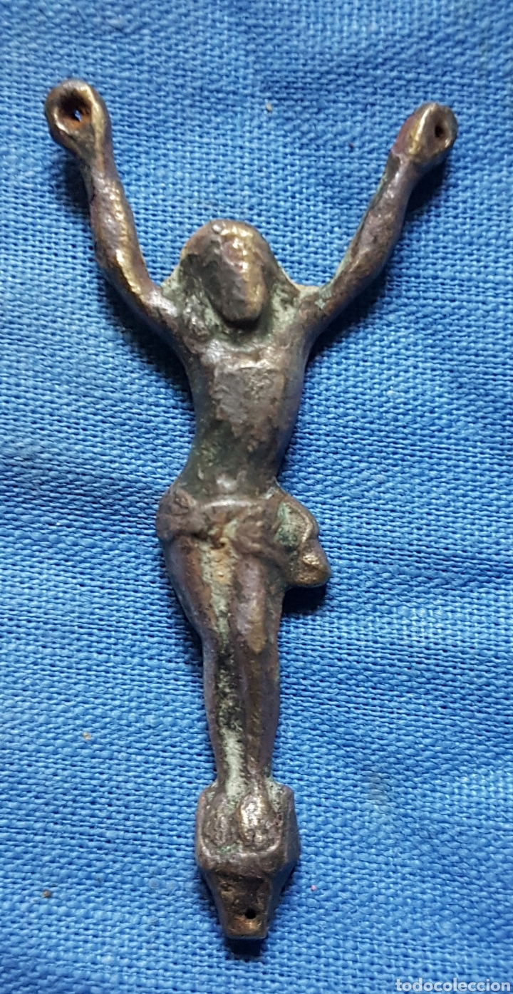 Antig&uuml;edades: Antiguo cristo en bronce - Foto 1