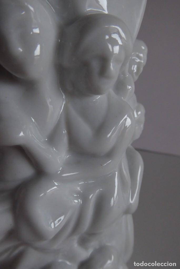Antig&uuml;edades: JARR&Oacute;N BLANCO CON FIGURAS EN RELIEVE - Foto 4