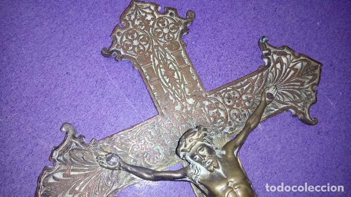 Antig&uuml;edades: CRUCIFIJO de BRONCE. - Foto 1