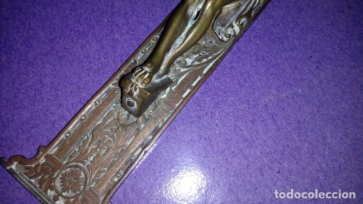 Antig&uuml;edades: CRUCIFIJO de BRONCE. - Foto 6