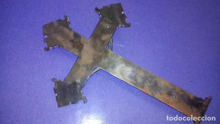Antig&uuml;edades: CRUCIFIJO de BRONCE. - Foto 8