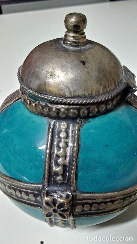 Antig&uuml;edades: TETERA DE BARRO ESMALTADO CON ADORNOS - Foto 6