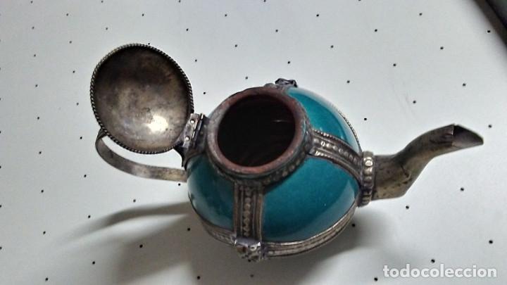 Antig&uuml;edades: TETERA DE BARRO ESMALTADO CON ADORNOS - Foto 8