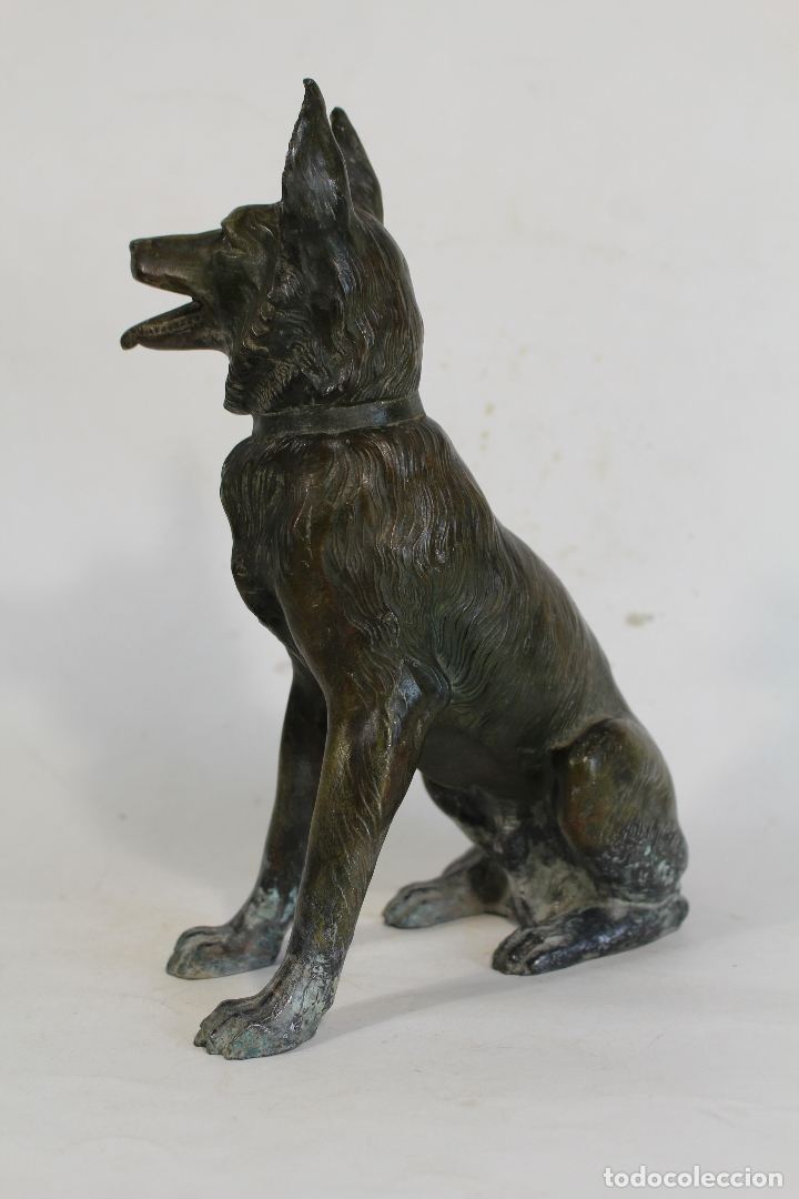 Antig&uuml;edades: figura de perro pastor en metal - Foto 6