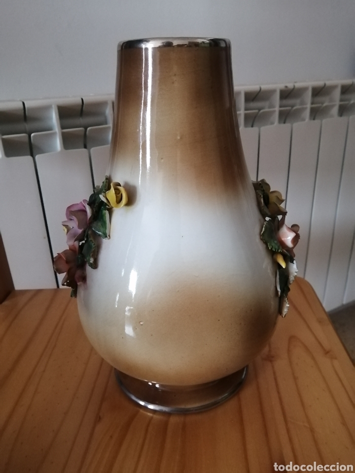 Antig&uuml;edades: Jarron con flores decorativas - Foto 4