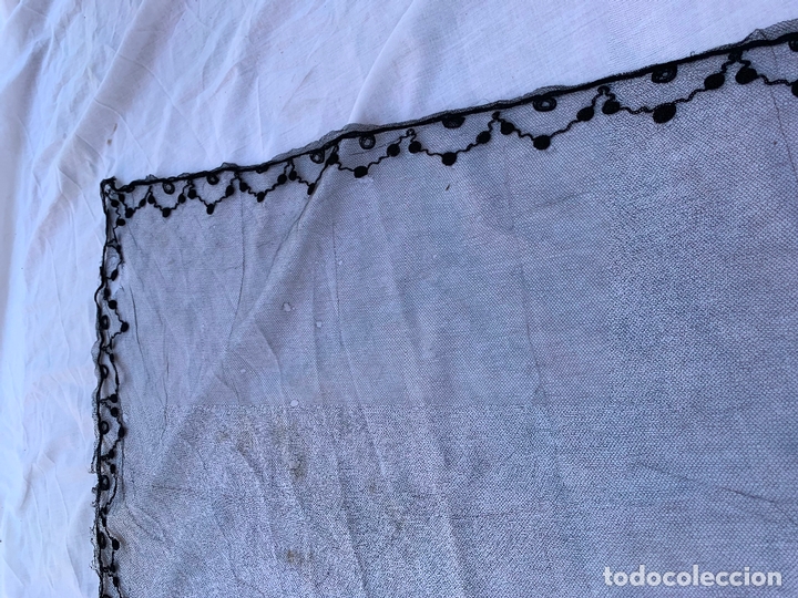 Antig&uuml;edades: Excepcional mantilla gran tama&ntilde;o. mide 175x70cms - Foto 2