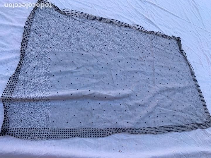 Antig&uuml;edades: Excepcional mantilla. mide 80x45 cms - Foto 1