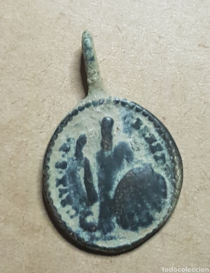 Antig&uuml;edades: Antigua medalla Montserrat - Foto 2