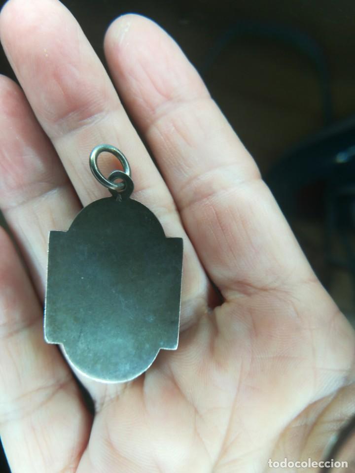 Antig&uuml;edades: Medalla plata san juan de dios - Foto 4