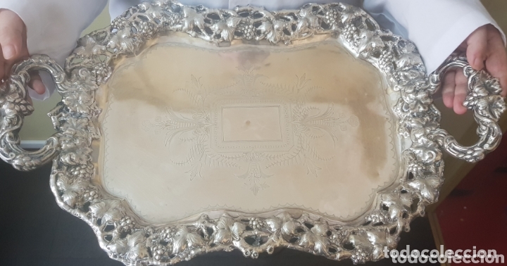 Antig&uuml;edades: #781 ESPECTACULAR BANDEJA DE PLATA - Foto 1