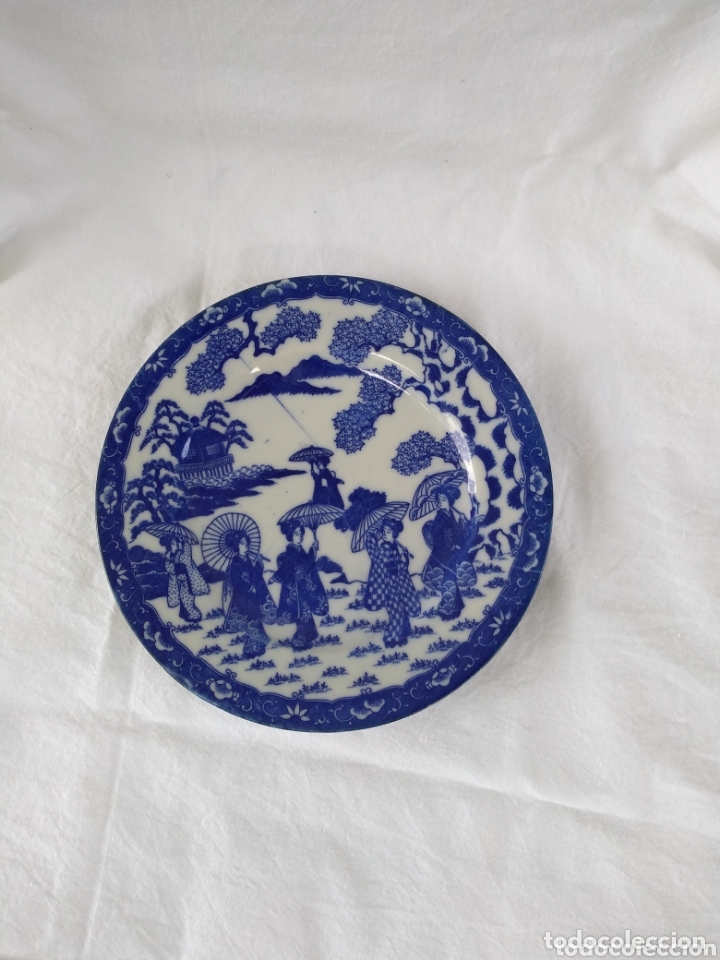 Antig&uuml;edades: Plato japon&eacute;s kutani - Foto 1
