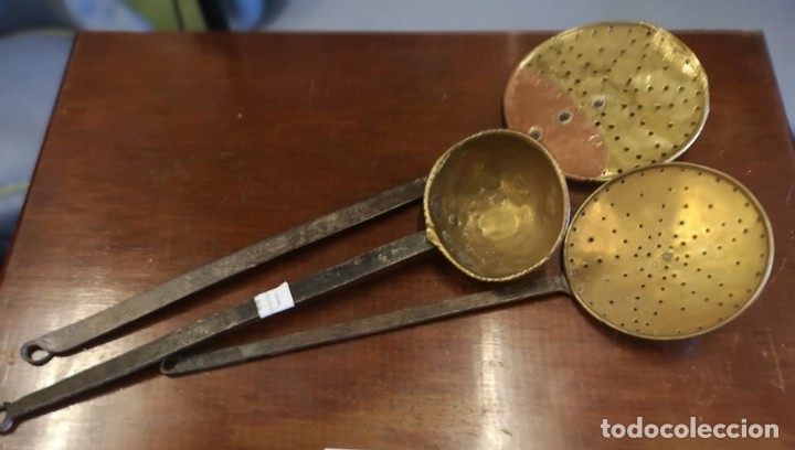 Antig&uuml;edades: Juego Espumadoras y Cazo - Foto 4