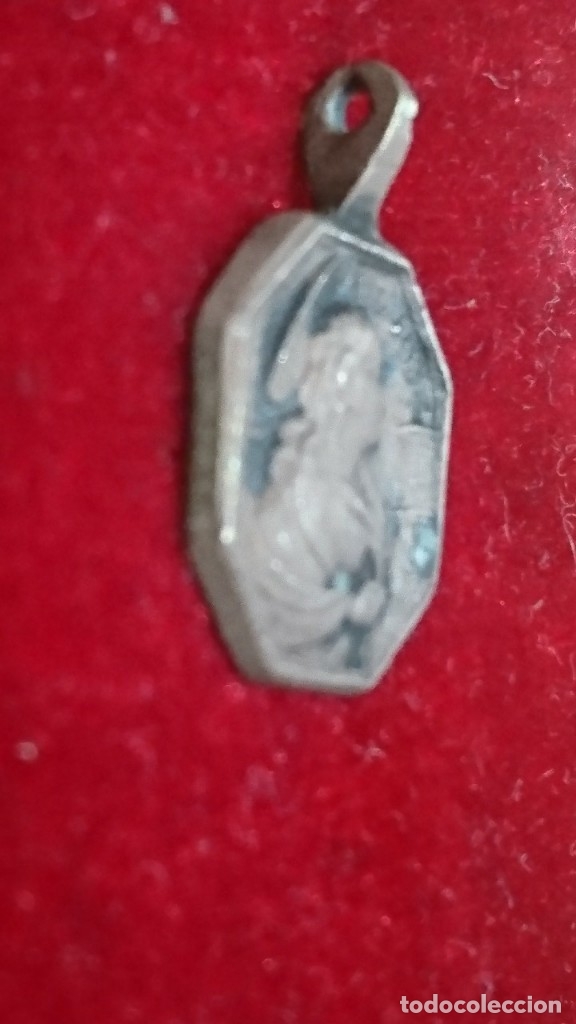 Antig&uuml;edades: ANTIGUA MEDALLA RELIGIOSA DE BRONCE - Foto 3