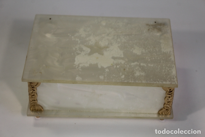 Antig&uuml;edades: caja joyero en pasta de nacar - Foto 4