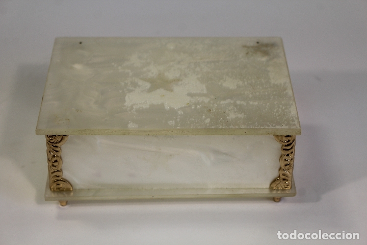 Antig&uuml;edades: caja joyero en pasta de nacar - Foto 5